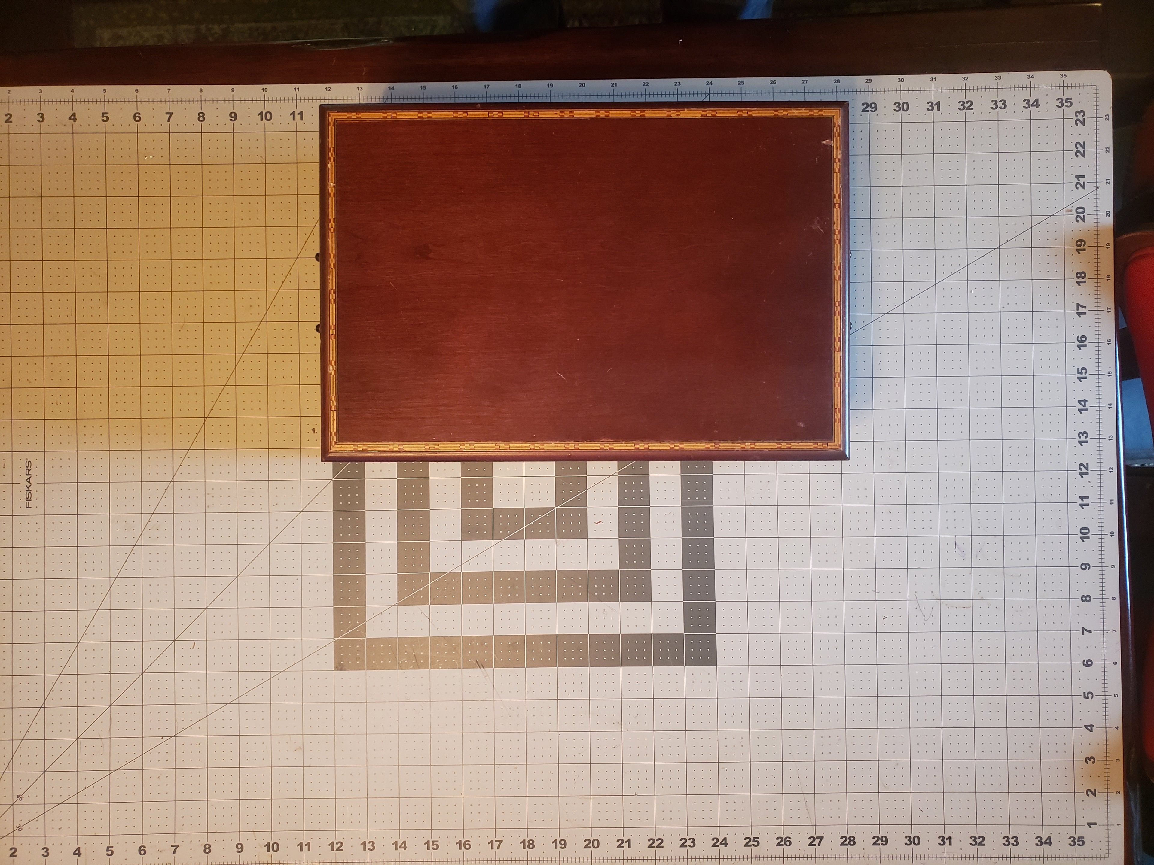 Vintage Cigar Humidor Solid Wood 14 x 9.5 x 4.5 in Hygrometer Trays Cedar Lined